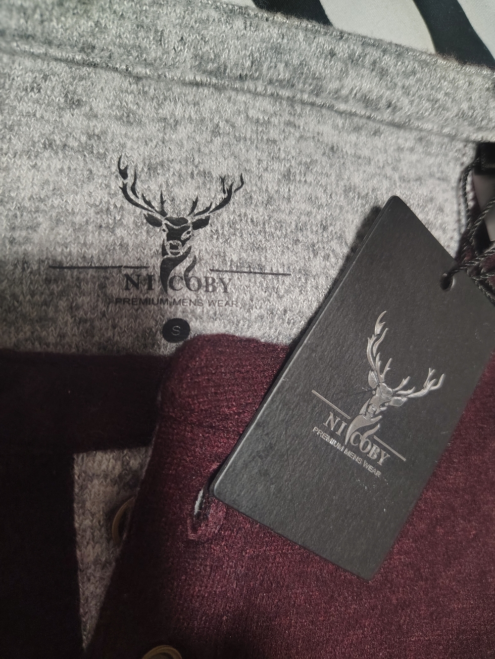 Men's Maroon Knit Sweater - Premium